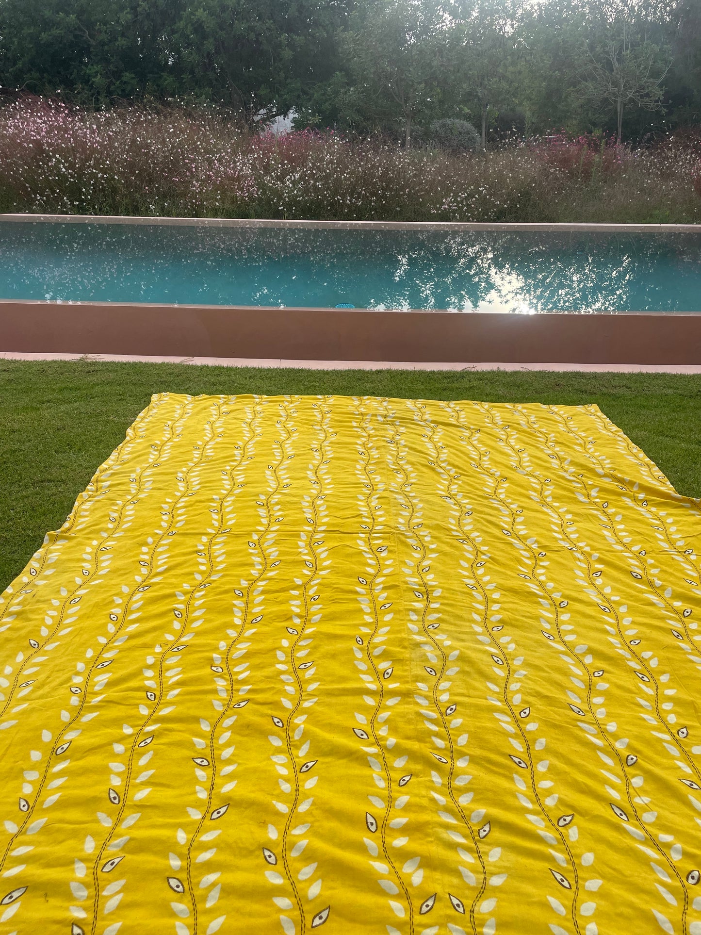 Jungle 220x 300 bed spread