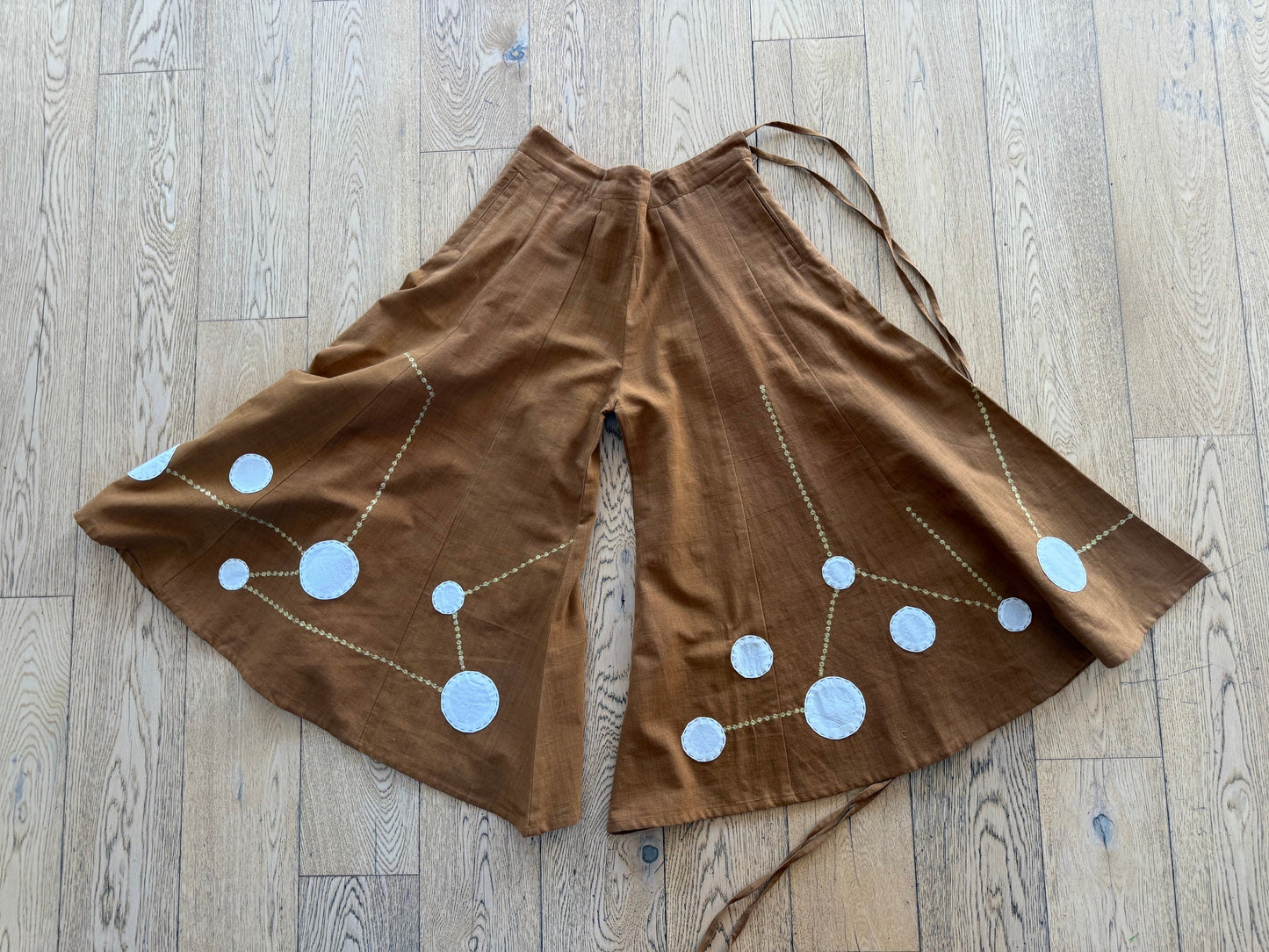 Cosmic panta skirt